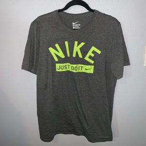nike t shirt